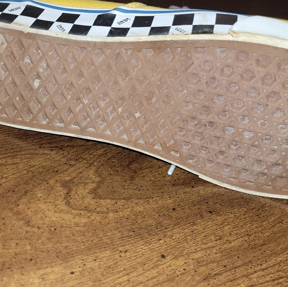 Vans - Picture 3 of 4